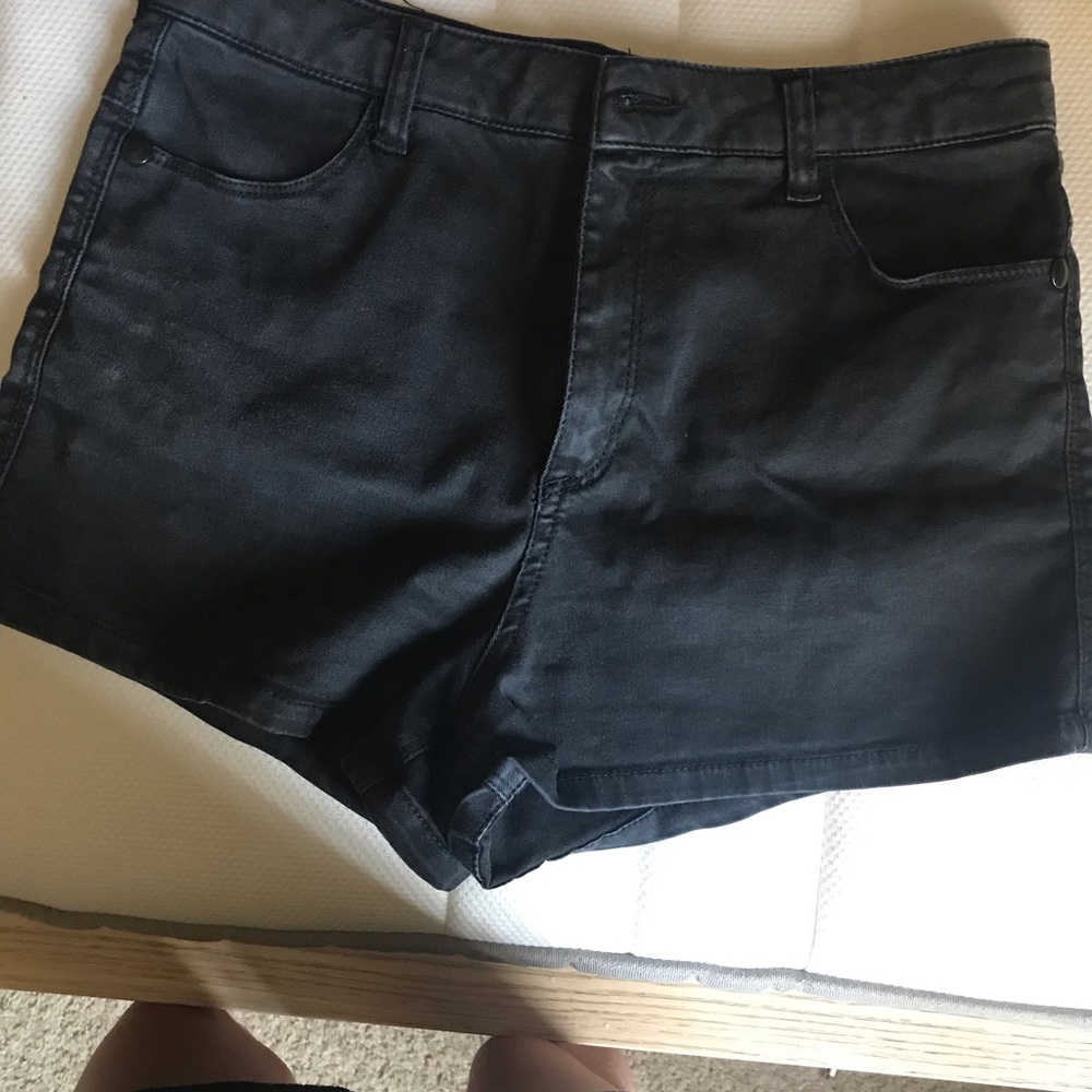 Brandy Melville Black Shorts
